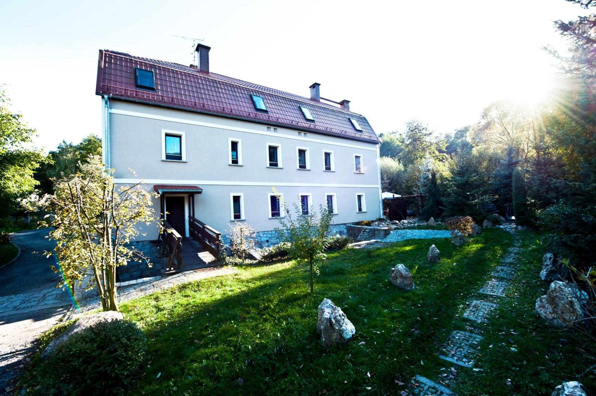 Rancho Slezanski Mlyn Szczepanów Buitenkant foto